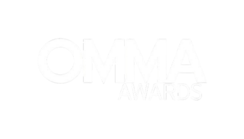 Logo der OMMA Awards in weiß auf schwarzem Hintergrund.