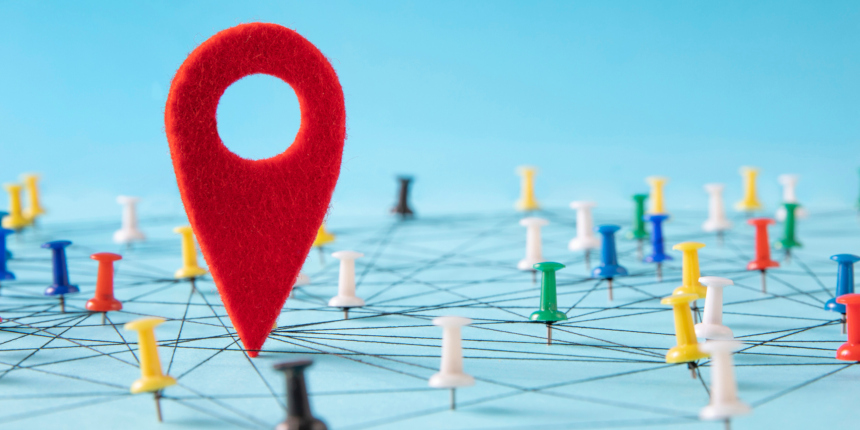 Red pointer with connected locations